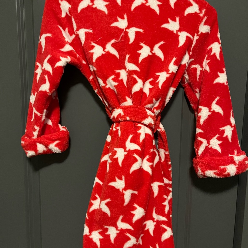 Calvin Klein Red Kids Robe with White Bird Design - Picture 4 of 5